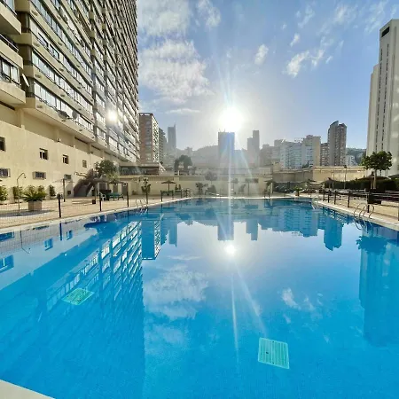 Acuarium 2 Levante Beach * 베니돔